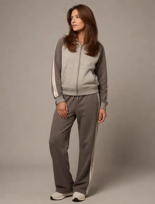 athleisure tracksuit by krea 2