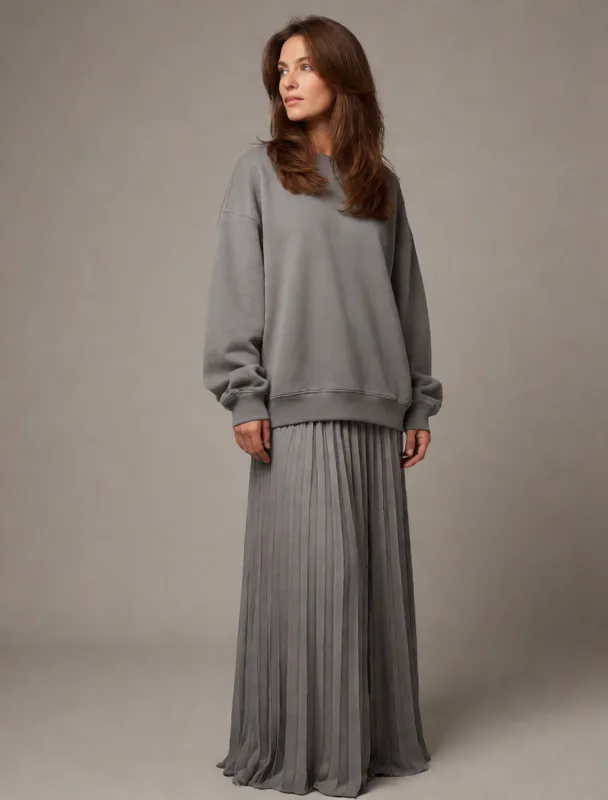 oversized sweatshirt with a long pleated skirt by krea 2