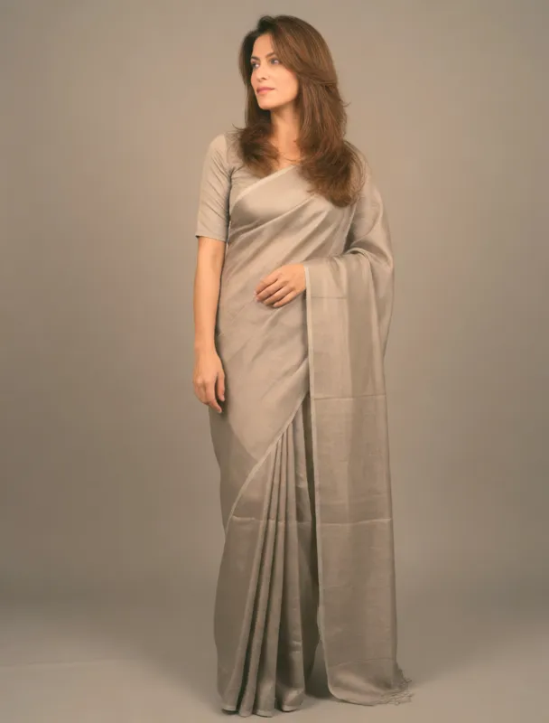 silk saree with fitted blouse by krea 2