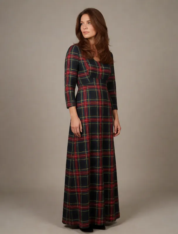 tartan arisaid over a long dress by krea 2