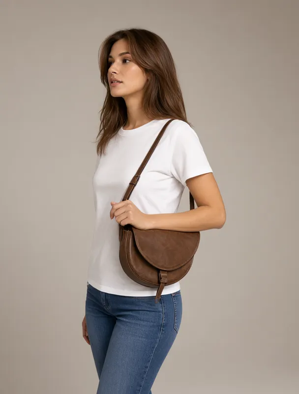 saddle bag by qwen image 2.1