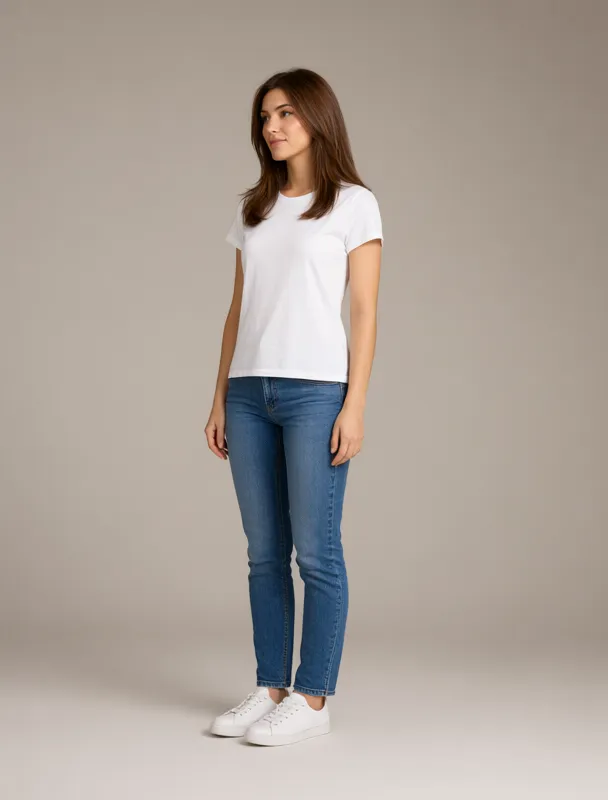straight figure by qwen image 2.1